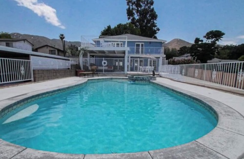 Lakeland Village House | Lake Elsinore Lakehouse Property requires government ID verification to book