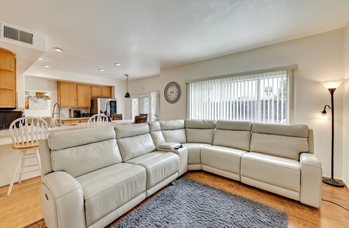 Lake Elsinore House | Lake Elsinore Vacation Rental ~ 4 Mi to the Lake!