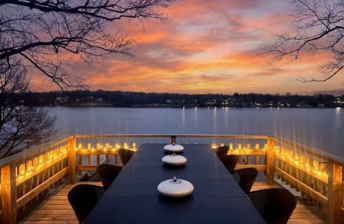 Decatur Cottage | Lake Front Retreat | Kayak | Paddleboard | Fishing