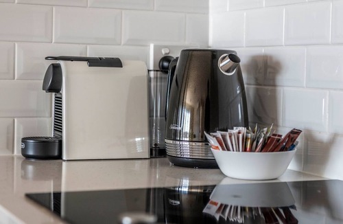 Greenway Apartment | Lake & Mountain Escape Greenway