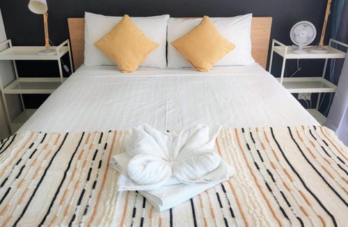 Belconnen Apartment | Lake Views Balcony in Spacious 1 Bed Unit - Hosted by CanStay