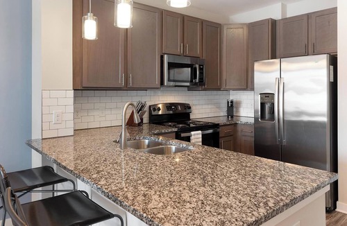 Huntersville Apartment | Landing | Beautiful 1BD, Clubhouse, Gym