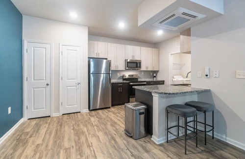 Charlotte Apartment | Landing | Chic 1BD, Clubhouse, Gym