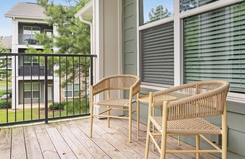 Paw Creek Apartment | Landing | Incredible 2BD, Pool, Game Room