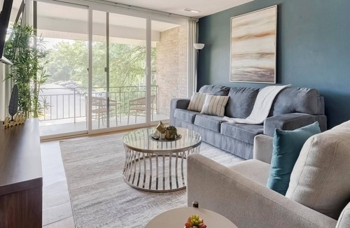 Greenbelt Apartment | Landing | Modern 2BD, Gym, Pool