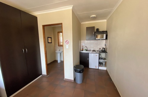 Lanseria Cabin | Lanseria Country Estate