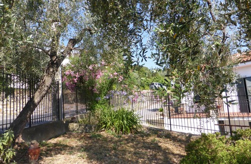 Cason della Guardia Apartment | Large, bright apartment, balcony, terrace, garden, private parking, WiFi