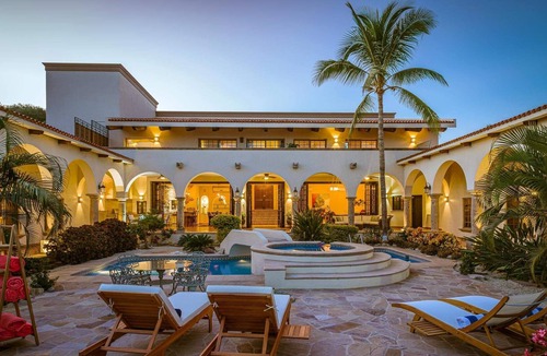 Campo de Golf Fonatur Villa | Large Family Villa in San Jose Sleeps 20!