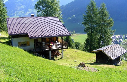 Beaufort Ski Chalet | Large traditional chalet in a quiet location with breathtaking views
