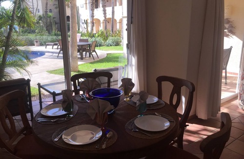 Zona Hotelera Condo | Las Mananitas - Beachfront Ground Floor 1BR Condo, Semi-Private Pool.