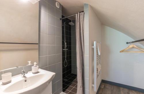 Albertville Apartment | Le Château Fort 16