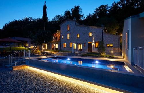 Arcevia Apartment | Le Cune, Apt Olivaia - AC, Pool & Jacuzzi