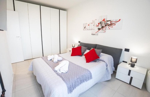 Ponte Ronca Apartment | Le Ninfee
