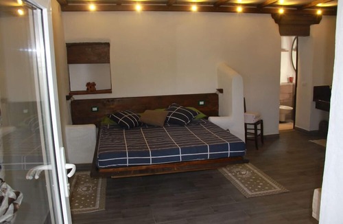 Predappio Bed & Breakfast | LeAmorine White House B&B