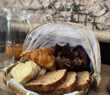 Hemel En Aarde Bed & Breakfast | Leopard Lodge