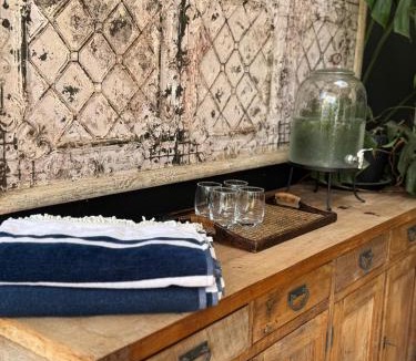 Hemel En Aarde Bed & Breakfast | Leopard Lodge