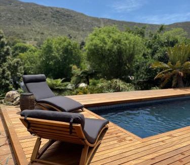 Hemel En Aarde Bed & Breakfast | Leopard Lodge
