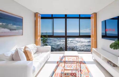 Camps Bay Apartment | Leppelle Atlantic Sandy Retreat