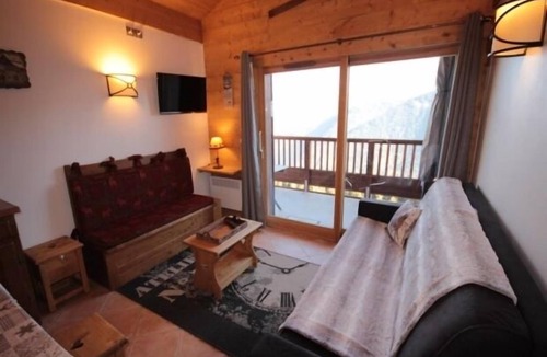 Bisanne 1500 Apartment | Les Saisies-Bisanne 1500: 3-room apartment with pool access, parking, pets allowed