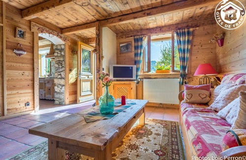 Le Cornix House | LES SAPINS - UGINE - Gîte