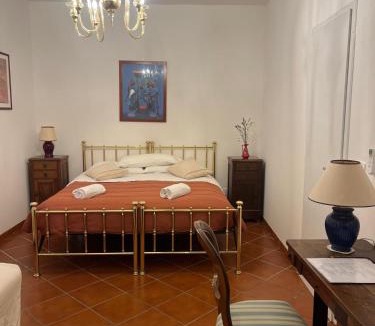 Longara House | Levante
