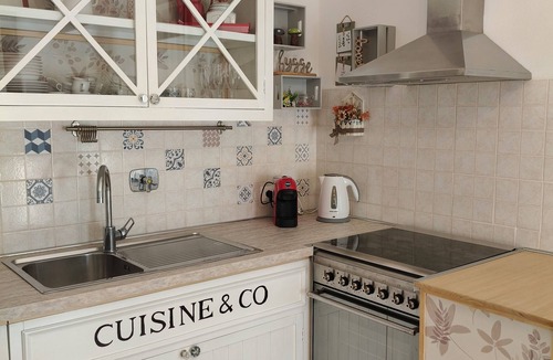Sesta Godano Apartment | Levanto/Cinque Terre , garden, barbecue, wi fi free, parking, nature, relax