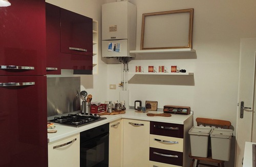 Cremona Apartment | "Libiam nè lieti calici" dwells at the foot of the Torrazzo dedicated to music.