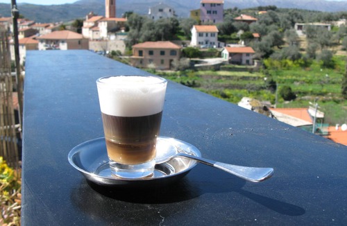 Artallo House | Ligurian rustico, surrounded by olive groves, 10 minutes from the sea.