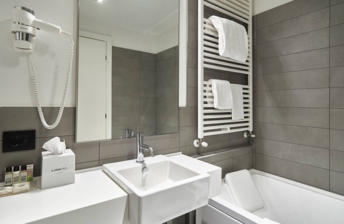 Parma Hotel | Link124 Hotel