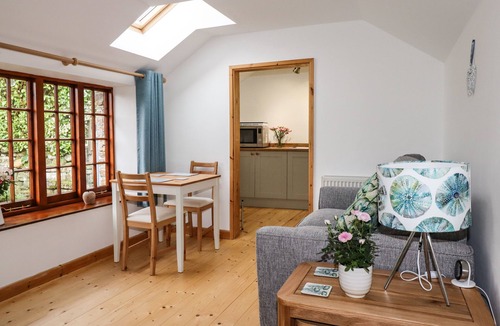 St Austell Cottage | LITTLE ORCHARD BARN, pet friendly, with a garden in St. Austell