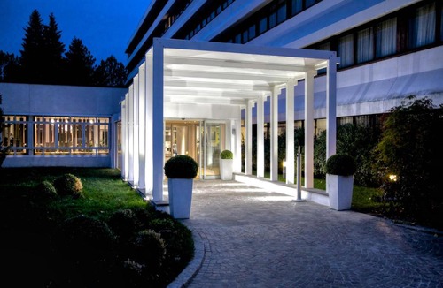 Villanova Hotel | Living Place Hotel