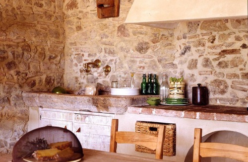 Colle di Val d'Elsa Villa | Located on a wine producing estate, this magnificent property has a 360 degree view on the surro.