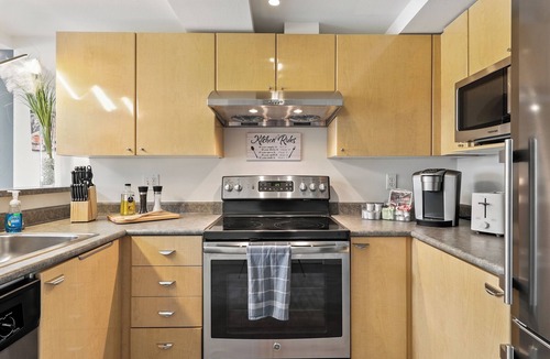 Belltown House | Loft Penthouse FIFA World Cup Walk to Lumen Field & Space Needle View