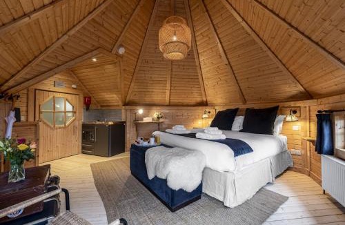 Kirknewton House | Loganlea Cabin