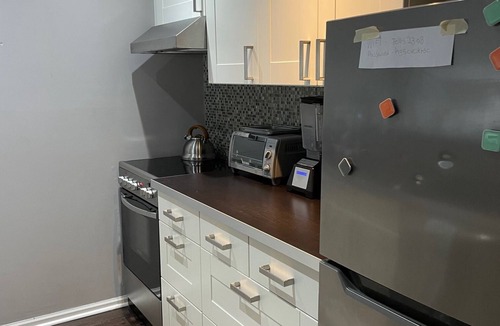 Lower Lonsdale Apartment | Lonsdale Quay Apartment