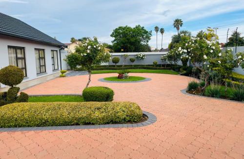 Mahikeng House | Loreho boutique