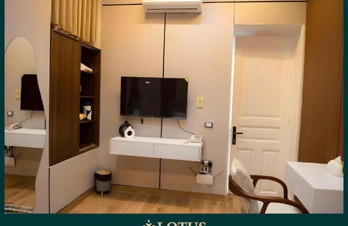 Qasr an-Nil Hotel | Lotus Tahrir Sq Hotel l Downtown Cairo