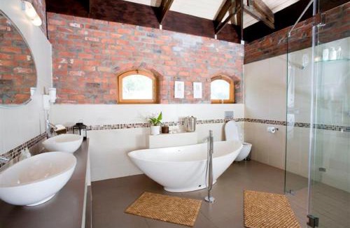 Vlottenburg House | Lovane Boutique Wine Estate and Guesthouse