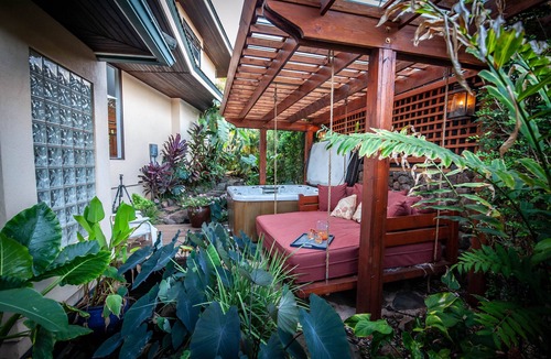 Bayview Condo | Love Nest - Luxury Studio in tropical gardens with koi ponds, waterfalls