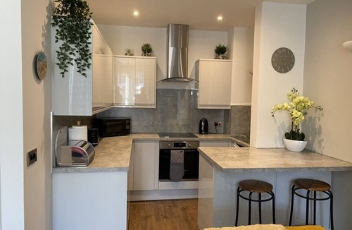West Cliff Apartment | Lovely 2-bedroom holiday apartment in Whitby