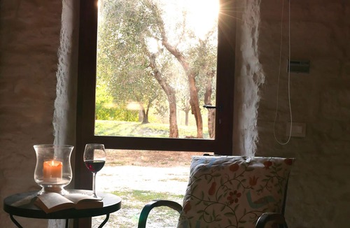 Colle di Val d'Elsa Villa | Lovely apartment in villa with pool, WIFI, A/C, TV, patio and panoramic view, close to San Gimig.