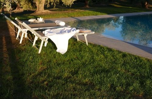 Colle di Val d'Elsa Villa | Lovely apartment in villa with pool, WIFI, A/C, TV, patio and panoramic view, close to San Gimig.