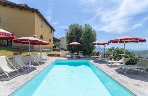 Montebonello Apartment | Lovely apartment for 6 guests with pool, WIFI, A/C, TV, pets allowed and panoramic view