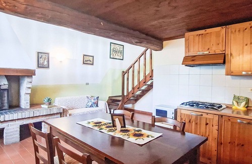 Montebonello Apartment | Lovely apartment for 2 guests with WIFI, private pool and pets allowed