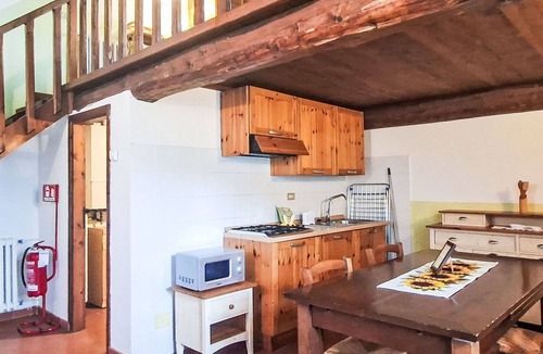 Montebonello Apartment | Lovely apartment for 2 guests with WIFI, private pool and pets allowed