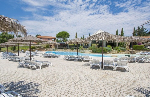 Riparbella Apartment | Lovely apartment for 6 people with pool, WIFI, A/C, TV and terrace