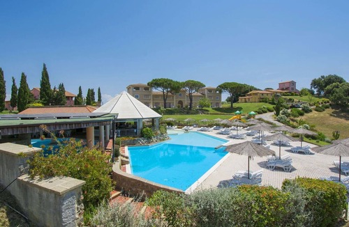 Riparbella Apartment | Lovely apartment for 6 people with pool, WIFI, A/C, TV and terrace