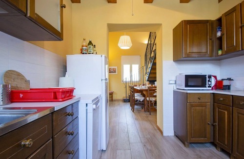 Macchino Apartment | Lovely apartment for 8 guests with WIFI, pool, TV, terrace and pets allowed