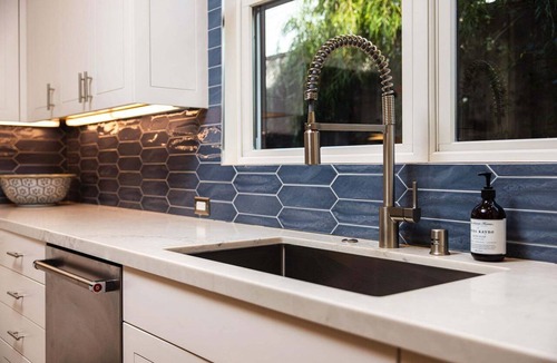 The Mesa House | Lovely Lighthouse Way Near State St, Beach and Parks On The Mesa.