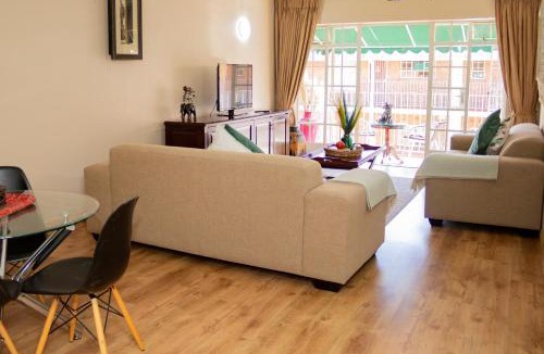 Woodmead Apartment | Lovely Spacious Two bedroom apartment